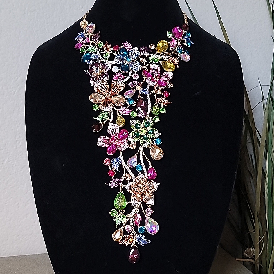 New Christian Siriano Floral Crystal Statement Choker Bib Necklace 199$